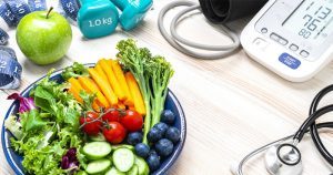 คนเป็นความดันโลหิตสูงควรกินอะไร และควรหลีกเลี่ยงอะไร?