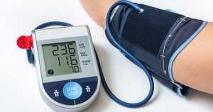วัดความดันโลหิตที่บ้านอย่างไรให้ถูกต้อง? 90% ทำผิด